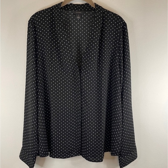 Halogen Women’s Blouse Long Sleeve Button Down Shirt Size Medium NWOT - Picture 2 of 7